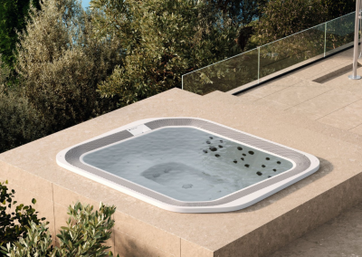 Mini piscina exterior spa