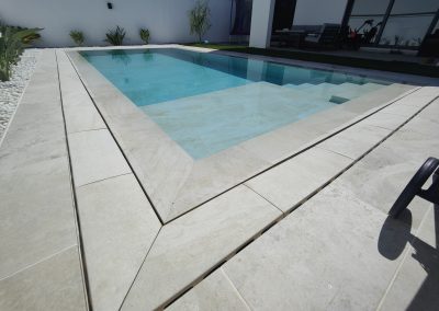 Rejilla cerámica de piscina